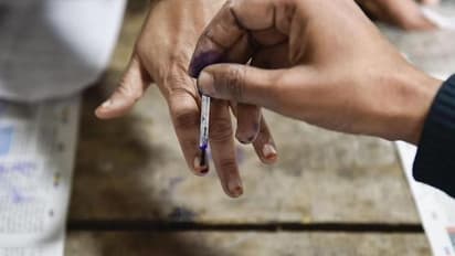 Jhargram Municipal Election 2022 Live: ঝাড়গ্রামের নির্বাচনে শাসক-বিরোধীদের জোর টক্কর, ভাঙবে কি আগের রেকর্ড