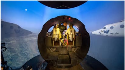 Space Tourism : ബഹിരാകാശത്തേക്കൊരു സ്വപ്ന യാത്ര; വിര്‍ജിന്‍ ഗാലക്റ്റിക് ടിക്കറ്റ് നൽകും, വില ഞെട്ടിക്കും