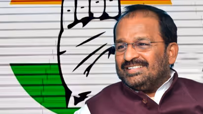 നെയ്യാറ്റിൻകരയിൽ പെൺകുട്ടികൾ വാളുകളേന്തി വിഎച്ച്പി റാലിയിൽ, ആഭ്യന്തരവകുപ്പിന്റെ പിടിപ്പുകേട്: ടിഎൻ പ്രതാപൻ