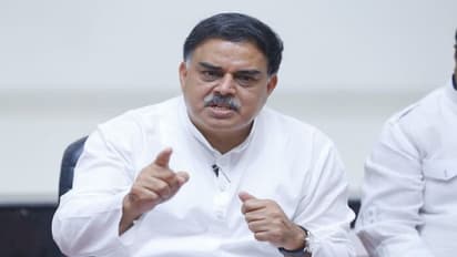 మా వైఖరి అదే.. : పొత్తులపై జనసేన నేత నాదెండ్ల మనోహర్ కీలక వ్యాఖ్యలు..  