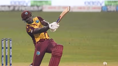 രാജസ്ഥാന്‍ റോയല്‍സിന് അടക്കം ആശങ്ക; പ്ലേ ഓഫ് കളിക്കാന്‍ സൂപ്പര്‍ താരങ്ങള്‍ കാണില്ല?