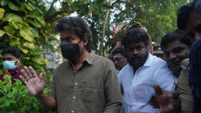 விஜய் வந்துட்டார்? அஜித் வருவாரா? - ‘தல’ தமிழ்நாட்லயே இல்லையாமே...!