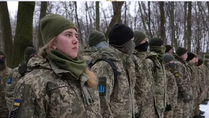 Ukraine crisis: Russia continues military drills, talks between Macron and Putin underway