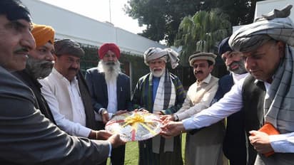 ఆఫ్ఘాన్ సిక్కు-హిందూ ప్రతినిధులతో ప్రధాని మోడీ భేటీ...