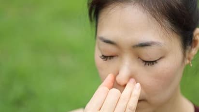 Breathing exercise: நோய்களிடமிருந்து நுரையீரலை பாதுகாக்கும் மூச்சுப்பயிற்சி..தினமும் காலை கடைபிடிப்பது எப்படி?