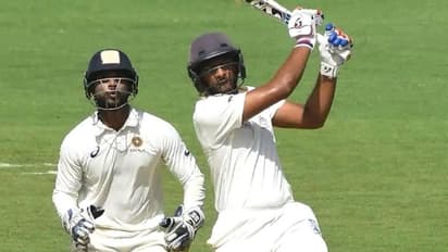 Ranji Trophy 2022: രഞ്ജിയിലും ബാറ്റിംഗ് വെടിക്കെട്ട് തുടര്‍ന്ന് ഷാരൂഖ് ഖാന്‍, നിരാശപ്പെടുത്തി ദേവ്‌ദത്ത്