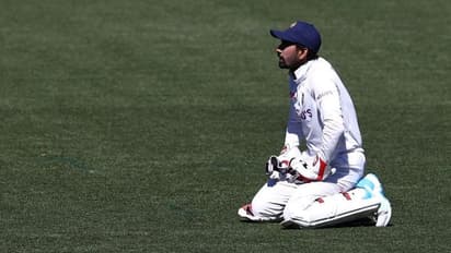 Wriddhiman Saha : മാധ്യമ പ്രവര്‍ത്തകന്‍ ഭീഷണിപ്പെടുത്തിയെന്ന സാഹയുടെ ആരോപണം; അന്വേഷിക്കാന്‍ മൂന്നംഗ സമിതി