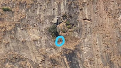 Nandi Hills : ബാബു കുടുങ്ങിയതുപോലെ അപകടം: കർണാടകയിലെ നന്ദി മലയിൽ കുടുങ്ങിയത് 19-കാരൻ