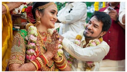 Madan gowri: பிரிந்த காதலியை திருமணம் செய்த பிரபல யூடியூப்பர் 'மதன் கெளரி'...வைரலாகும் திருமண வீடியோ..!!