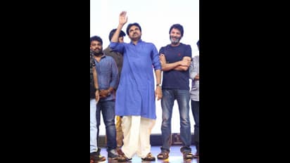 Bheemla Nayak:పవన్ ఫ్యాన్ తో బండ్ల గణేష్ ''త్రివిక్రమ్ వైసీపీ వాళ్ళతో కలిసి'' కలకలం రేపుతున్న లీక్డ్ ఆడియో