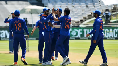 INDvSL : ലങ്കയ്ക്കെതിരായ ടി20 നാളെ, പരിക്കില് വലഞ്ഞ് ഇന്ത്യ; ചാഹറിന് പുറമെ മറ്റൊരു സൂപ്പര് താരവും പുറത്ത്