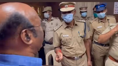 கைலி கூட மாற்ற விடாமல் ஜெயக்குமாரை கைது செய்த போலீஸ் அதிகாரிக்கு வந்த நிலைமையை பார்த்தீங்களா?
