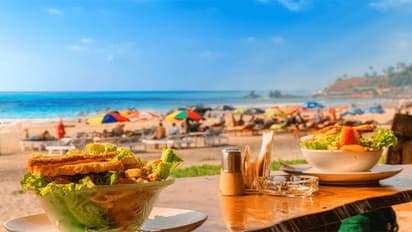 নতুন সাজে সেজে উঠবে গোয়া, সমুদ্র সৈকতে বিচ কার্নিভ্যালের মজা নিতে চান, চলে আসুন এই বালুকা শহরে