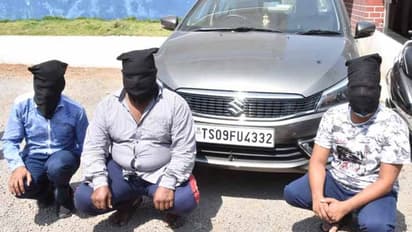 మిర్యాలగూడ పంక్చర్ దుకాణంలో పని, దోపీడీ చేసి ఫ్లైట్ లో జంప్: పహాడీ షరీఫ్ కాల్పులపై భగవత్