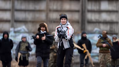 Russia- Ukraine conflict: വിമതദേശങ്ങള്‍ സ്വതന്ത്രമാക്കാന്‍ റഷ്യന്‍ സൈന്യം; ഇനി ഉപരോധങ്ങളുടെ കാലമെന്ന് യുഎസ്