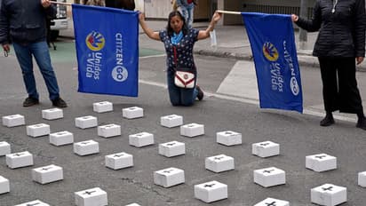 Colombia decriminalised abortions : കൊളംബിയയിലും ​ഗർഭഛിദ്രം നിയമവിധേയമാകും, ചരിത്രനേട്ടമെന്ന് ആക്ടിവിസ്റ്റുകൾ