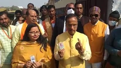 डिप्टी सीएम दिनेश शर्मा ने कहा- यूपी चुनाव के बीच प्रदेश में चल रही भाजपा की आंधी, टूटेंगे रिकॉर्ड
