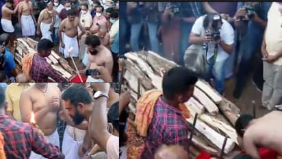 KPAC Lalitha Funeral : ഇനിയില്ല ആ ലളിത നടനം, കെപിഎസി ലളിതയ്ക്ക് വിട ചൊല്ലി നാട്