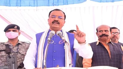 यूपी चुनाव: उप मुख्यमंत्री केशव प्रसाद मौर्य के हेलीकॉप्टर की हुई इमरजेंसी लैंडिंग, RPN सिंह भी थे सवार