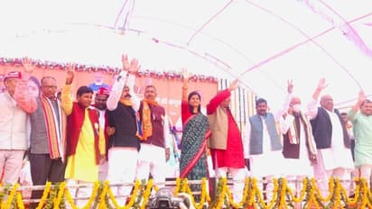 यूपी चुनाव: अनुप्रिया पटेल ने SP मुखिया अखिलेश यादव पर साधा निशाना, कहा- 2017 के पहले की सरकार पक्षपात करती थी