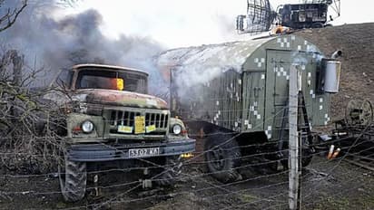 Russia Ukraine Crisis :தலைநகரை நெருங்கிய ரஷ்ய படை..உக்ரைன் விமானம் நொறுங்கி விழுந்து விபத்து..