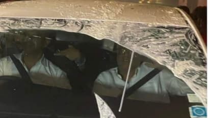 Valimai FDFS : பால் பாக்கெட்டில் அடி வாங்கிய போனி கபூர்?..அஜித் ரசிகர்களுக்கு என்னப்பா கோபம்..