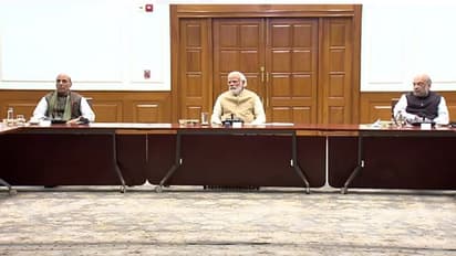 Russia Ukraine Crisis: रूस के राष्ट्रपति पुतिन से बात करेंगे PM Modi, जमीन के रास्ते निकाले जाएंगे भारतीय