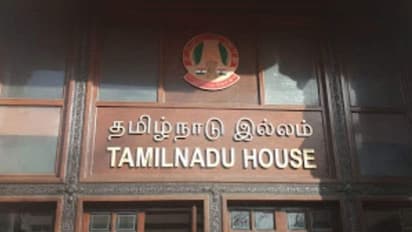 Russia Ukraine crisis:உக்ரைனில் சிக்கி தவிக்கும் தமிழக மாணவர்கள்..டெல்லி தமிழ்நாடு இல்லத்தில் சிறப்பு ஏற்பாடு.