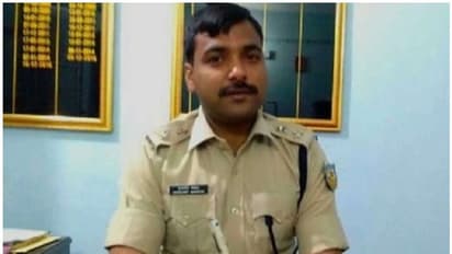 UPSC CSE : യുപിഎസ് സിപഠനത്തിനായി വൃക്ക വിൽക്കാൻ പോലും തയ്യാറാണെന്ന് അച്ഛൻ; ഐപിഎസ് നേടി അഭിമാനമായി മകൻ