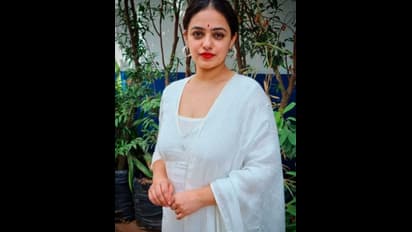 முன்னணி நாயகனை கரம் பிடிக்கும் மெர்சல் நாயகி நித்யா மேனன்?..