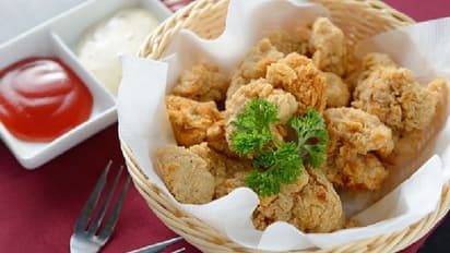 চায়ের সঙ্গে থাক মুখরোচক স্ন্যাক্স, রইল চিকেন পপকর্ন ও চিকেন হরিয়ালি টিক্কার রেসিপি