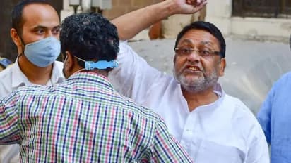 Nawab Malik की तबियत बिगड़ी, हॉस्पिटल में कराया गया भर्ती, पूरी रात सो नहीं सके..बेटी ने बताई पिता की हालत