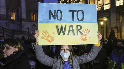 Ukraine Crisis : റഷ്യൻ പിൻമാറ്റത്തിന് യുഎൻ രക്ഷാ സമിതിയിൽ പ്രമേയം, വീറ്റോ ചെയ്ത് റഷ്യ, വിട്ട് നിന്ന് ഇന്ത്യ