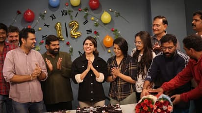 Samantha Cine Journey Celebrations: `యశోద` సెట్‌లో సమంత 12ఏళ్ల సినీ జర్నీ సెలబ్రేషన్స్.. ఫోటోలు వైరల్‌