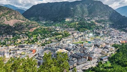 ഈ രാജ്യങ്ങൾക്കൊന്നും സ്വന്തമായി സൈന്യമില്ല, രാജ്യസുരക്ഷ ഇങ്ങനെ...