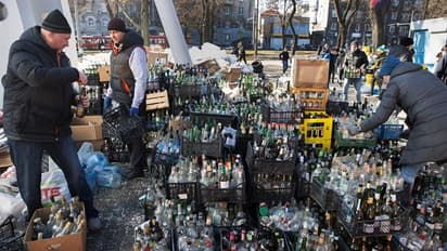 Russia Ukraine Crisis : ఉక్రెయిన్ లో బీరు తయారీ నుంచి మోలోటోవ్ కాక్టెయిల్ వైపుకు.. ఎందుకంటే...