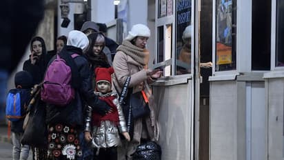 Russia Ukraine War:இனப்பாகுபாடு பார்க்கிறதா உக்ரைன்..இந்திய மாணவர்கள் பரபரப்பு வீடியோ..எல்லையில் என்ன நடந்தது