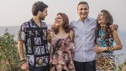 আম্বানিদের বাড়িতে পরিচারিকার কাজ করতেন এই সুপার হট বলিউড নায়িকা, চেনেন তাকে?