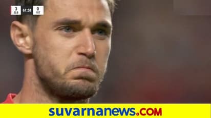 Ukrainian Striker ಬದಲಿ ಆಟಗಾರನಾಗಿ ಬಂದ ಉಕ್ರೇನ್ ಸ್ಟೈಕರ್ಗೆ ಎದ್ದು ನಿಂತು ಗೌರವಿಸಿದ ಫ್ಯಾನ್ಸ್, ಭಾವುಕರಾದ ರೋಮನ್!