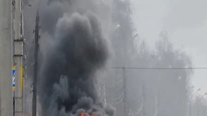 रूस के पास के फादर ऑफ ऑल बम, एक विस्फोट से जलकर खाक हो जाता है 300 मीटर का इलाका