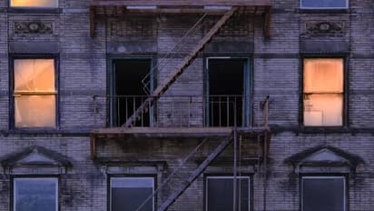 Noisy sex : അയൽക്കാരുടെ സെക്സ് സമയത്തെ ശബ്ദം കാരണം ഉറങ്ങാനാവുന്നില്ല, പരാതികളുടെ ബഹളം