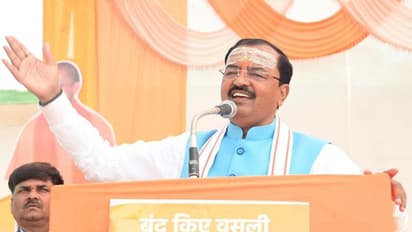 UP Chunav 2022: बलिया में बोले केशव प्रसाद मौर्य- सपा की लुटिया डूबी, अखिलेश अपना करहल भी नहीं बचा पाएंगे