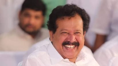 இந்தி படித்தவன் ஏன் இங்கு பானிபூரி விக்கிறான்..?? இந்தி ஆதரவாளர்களை பொளந்து கட்டிய பொன்முடி.