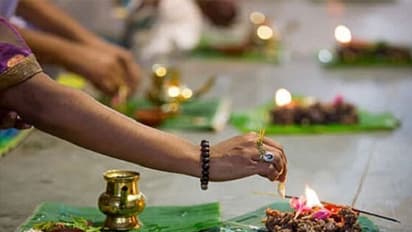 Falgun Amavasya 2022: पितृ दोष के अशुभ प्रभाव से बचा सकते हैं ये उपाय, आज फाल्गुन अमावस्या पर करें