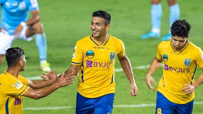 Kerala Blasters : സീസണിലെ ഗോളെന്ന് ഫുട്ബോള് ലോകം; അറിയില്ലെന്ന് സഹല്- വണ്ടര് ഗോളിന്റെ വീഡിയോ കാണാം
