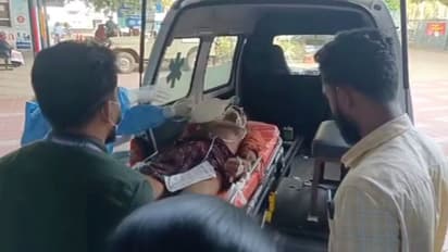 മധ്യവയസ്കയായ കാമുകിയെ വെട്ടിയ ശേഷം 60കാരനായ കാമുകൻ ആത്മഹത്യക്ക് ശ്രമിച്ചു, ഇരുവരും ഗുരുതരാവസ്ഥയിൽ