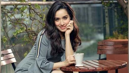 ಶ್ರದ್ಧಾ ಕಪೂರ್‌ ಬರ್ತ್‌ಡೇ ಸ್ಪೇಷಲ್‌: ನಟಿಯ ನೆಟ್‌ವರ್ತ್‌, ಮನೆ, ಆಸ್ತಿ ವಿವರ!