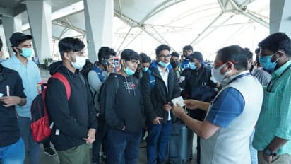 यूक्रेन के सूमी में फंसे 700 छात्रों की चिंता अधिक, परिवहन के साधन बिना इन्हें निकालने में आ रही मुश्किल