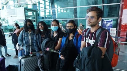 Russia Ukraine War: ಉಕ್ರೇನಿಂದ ಬಂದ ವೈದ್ಯ ವಿದ್ಯಾರ್ಥಿಗಳಿಗೆ ಆನ್‌ಲೈನ್‌ ಕ್ಲಾಸ್‌ ಶುರು