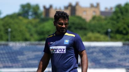 Virat Kohli 100th Test : കോലിയുടെ നൂറാം ടെസ്റ്റ്; മൊഹാലിയില് കാണികളെ അനുവദിച്ചതിന് ലങ്കന് നായകന്റെ കയ്യടി